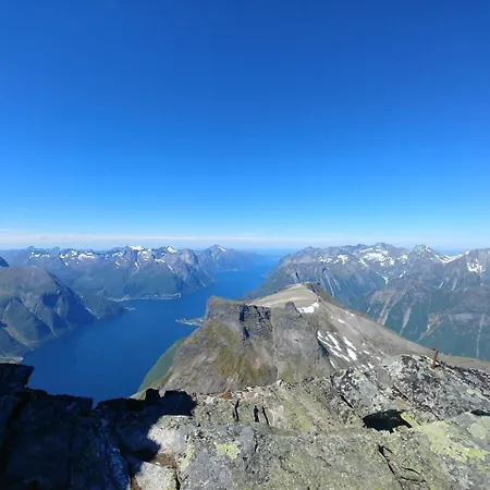 Naustloftet * Hornindal