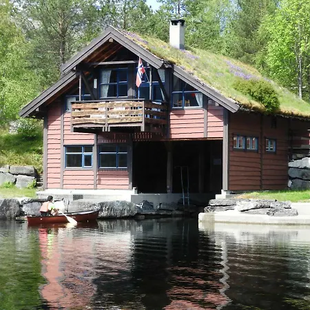 بيت للعطل Naustloftet *